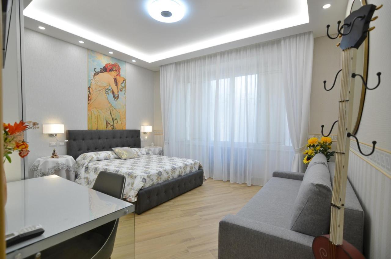 Caserta Deluxe Bis Esterno foto